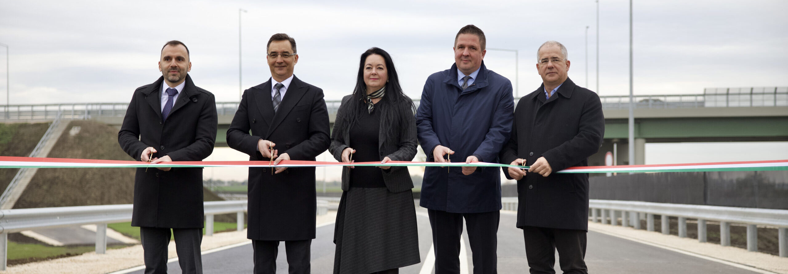 Elkészült a 33-as számú főút bővítése Debrecen határában